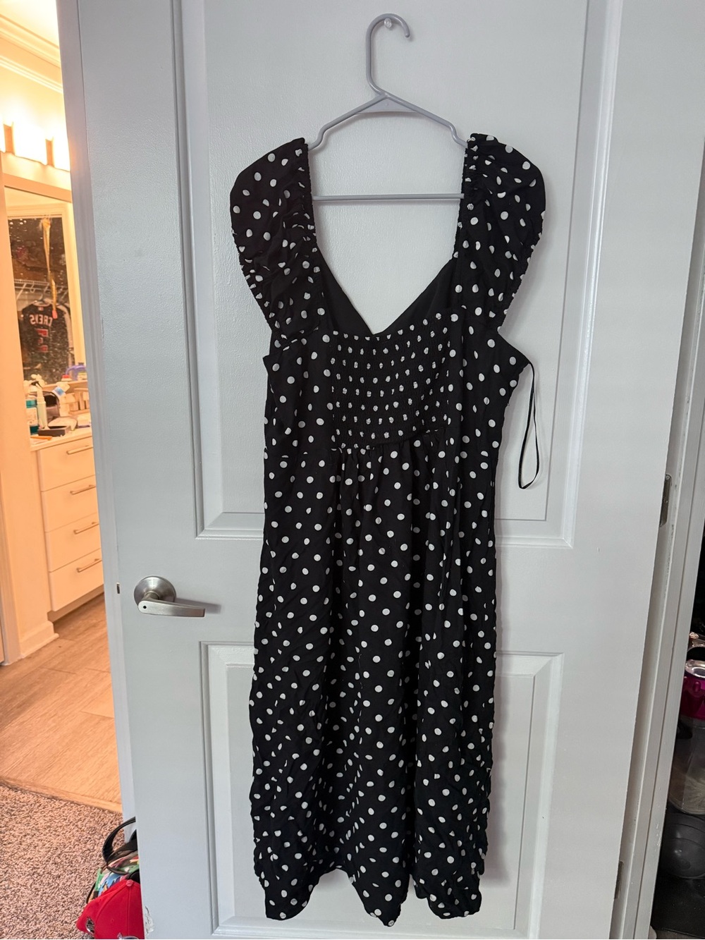 Black and white polka dot midi dress from old navy size 2X - Picture 3 of 4